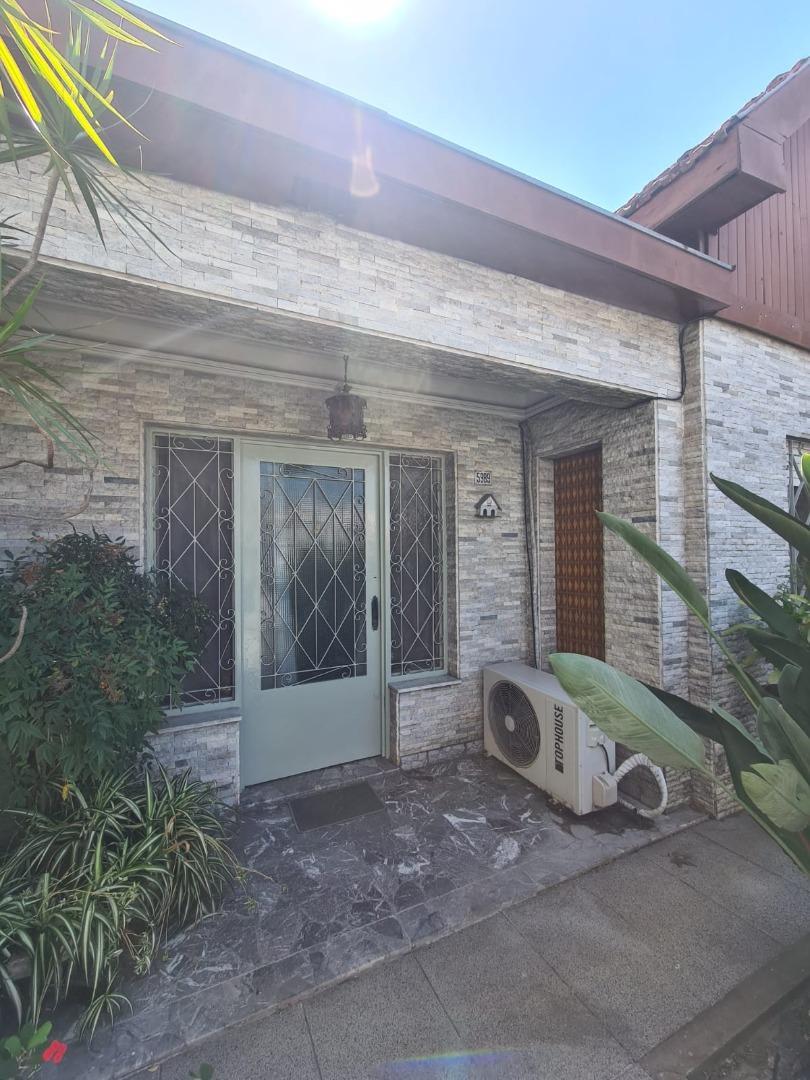 Casa en Venta en Jose Leon Suarez, USD 150.000