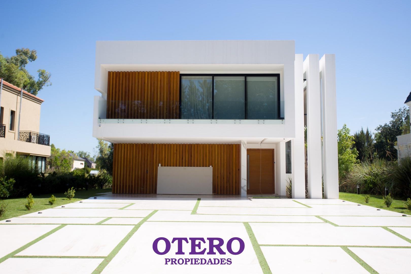 Casa en Venta en Saint Thomas, Countries y Barrios Cerrados en Esteban Echeverria