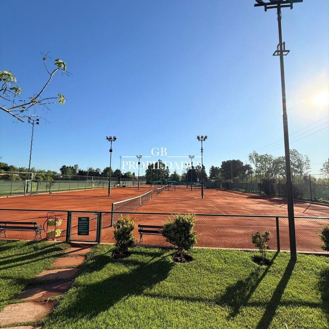 Casa en Alquiler de 5 dormitorios
