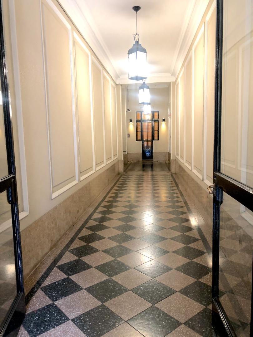 Oficina 3 ambientes con 1 baño