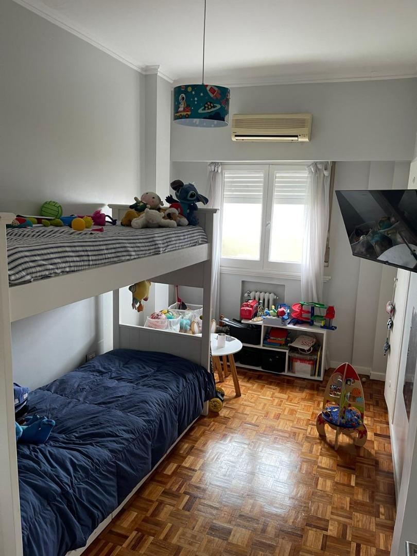 Piso Reciclado Super Luminoso. 4 Dorm.