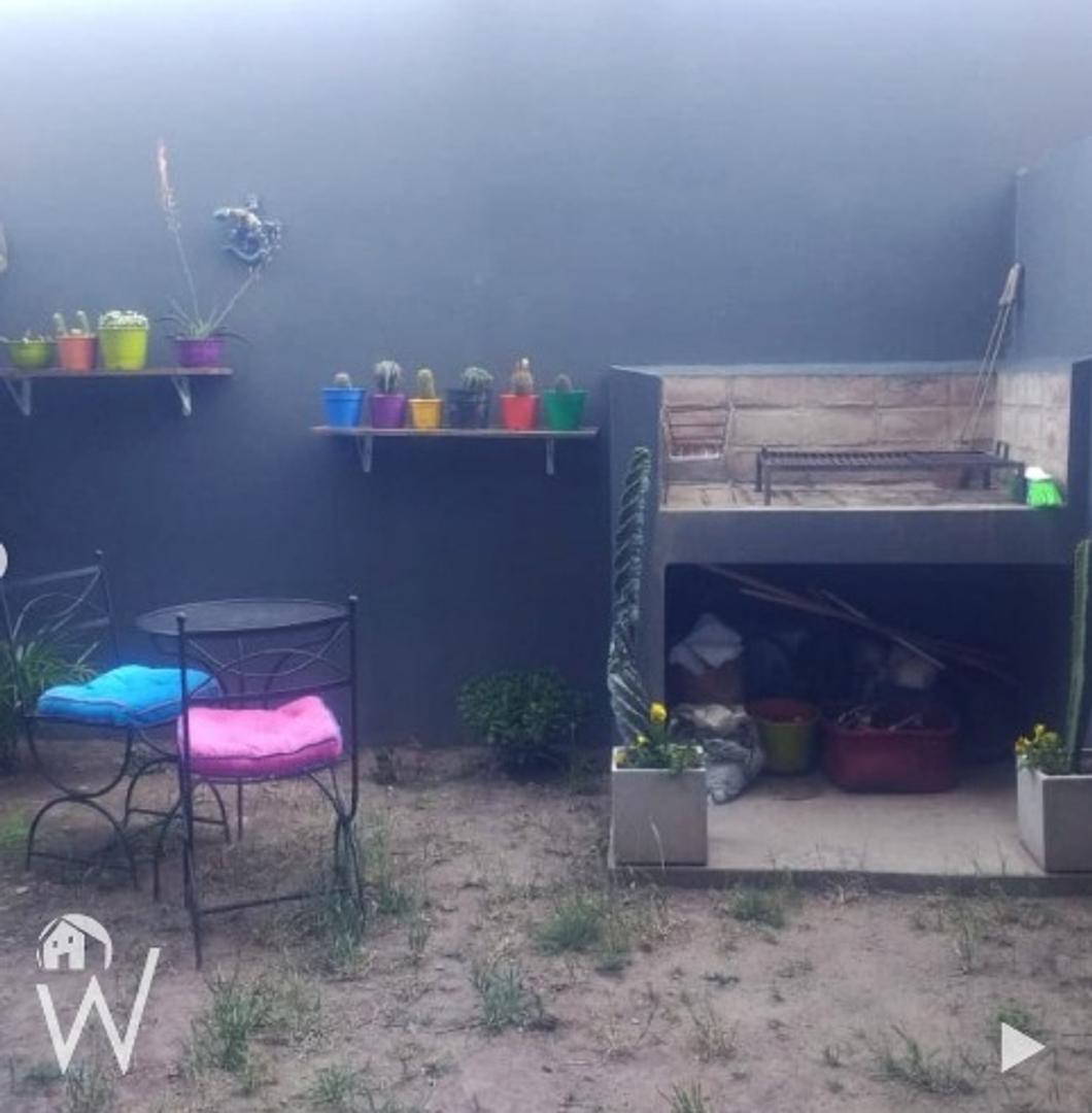 VENDO o PERMUTO TRIPLEX DE DOS HABITACIONES