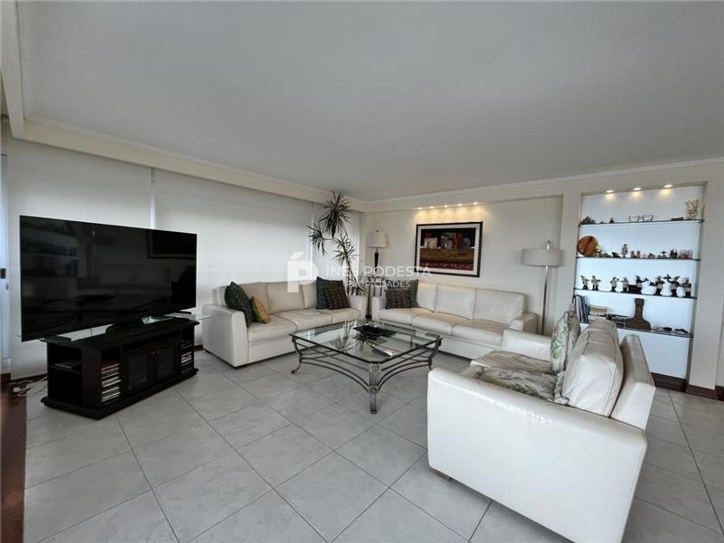 Departamento 4 ambientes con 3 baños