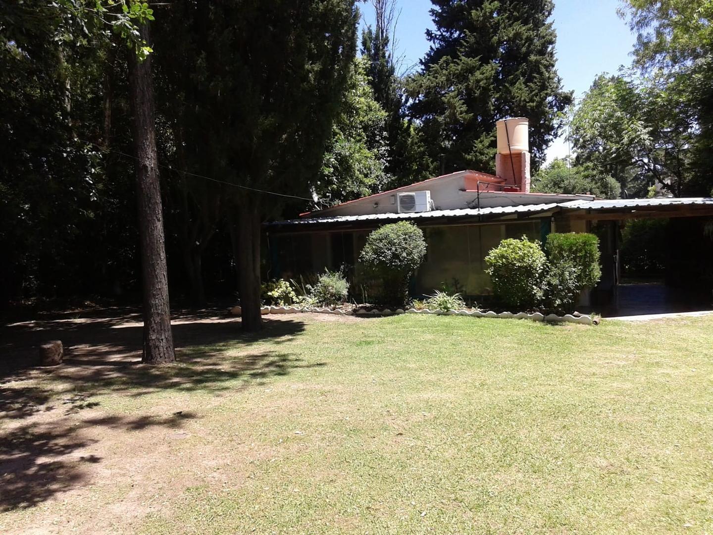 Casa 3 ambientes con 1 baño