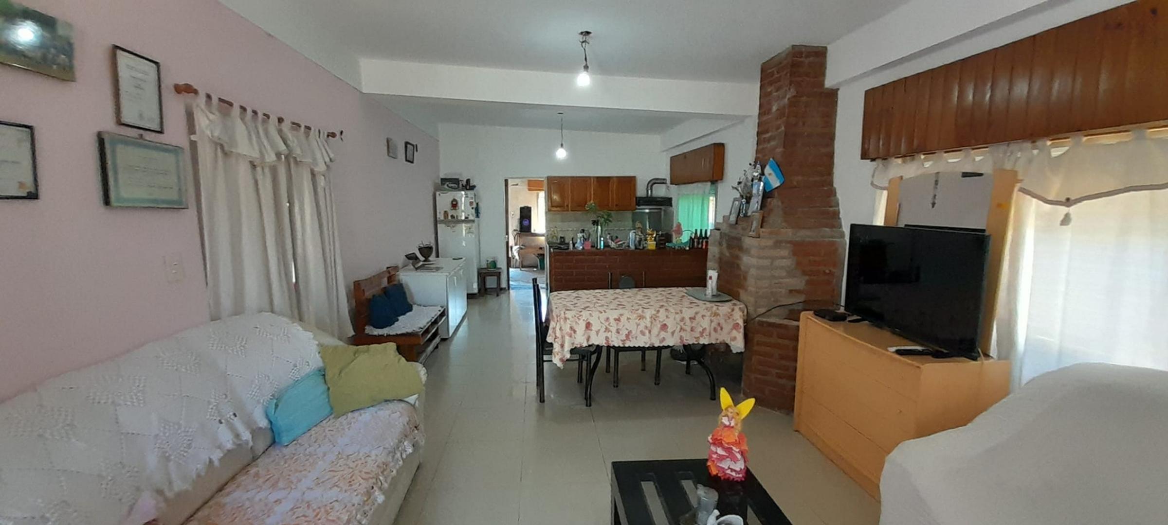 Casa en Venta con 1 cochera