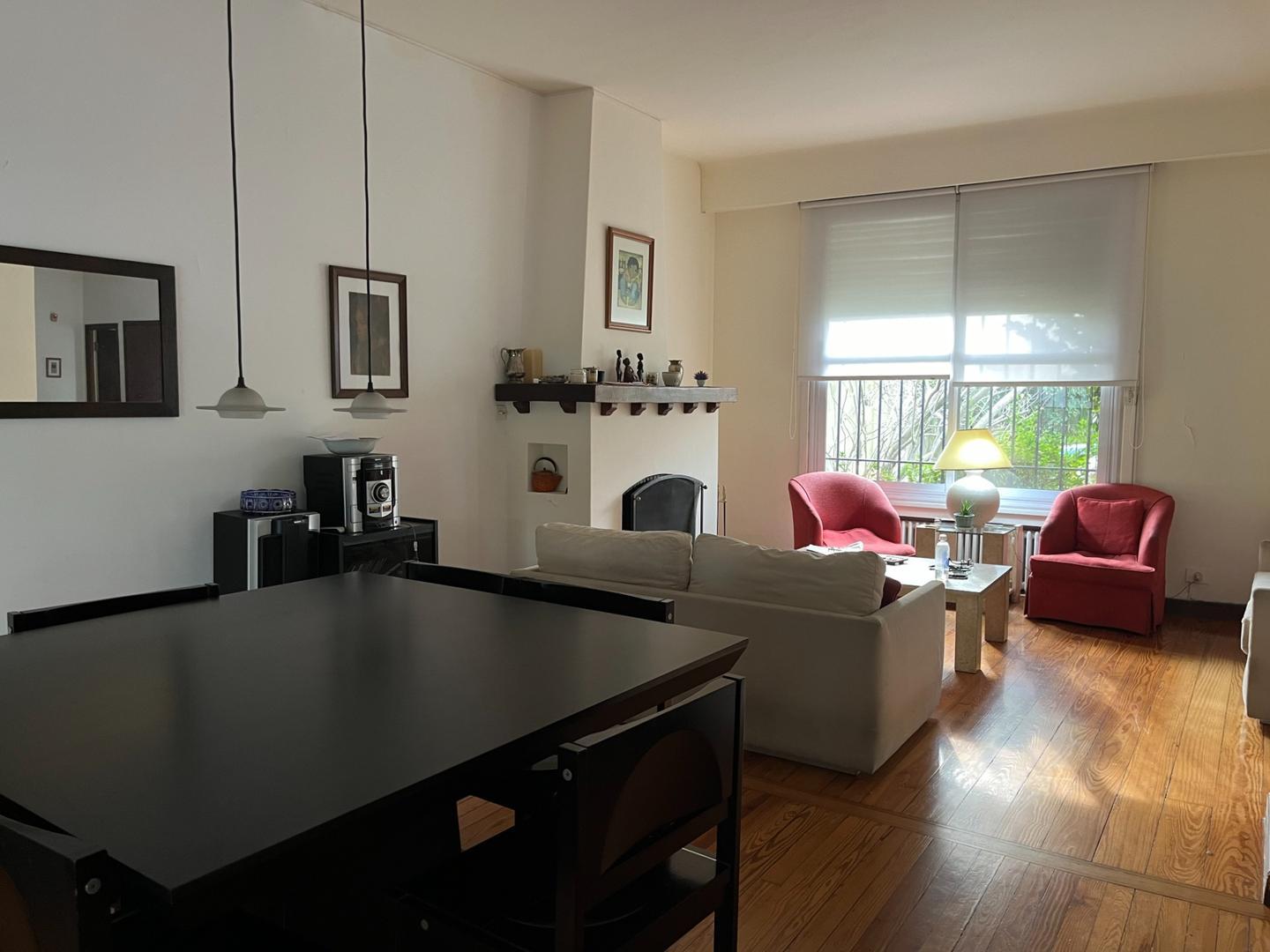 Casa en Venta en Vicente Lopez Vias / Maipu, USD 680.000