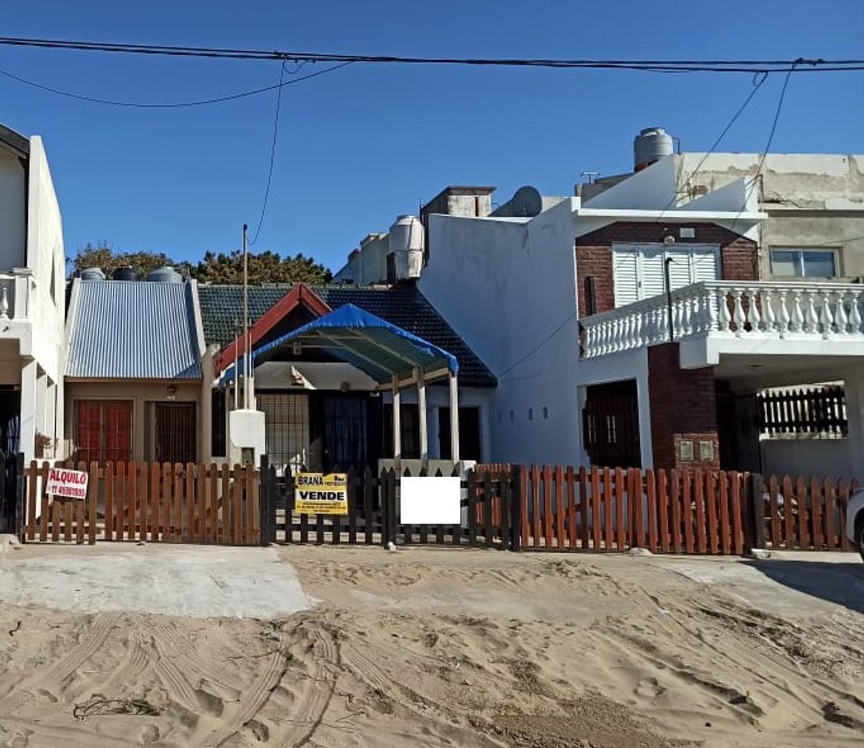 DEPTO 3 AMB . A LA CALLE- FRENTE AL MAR