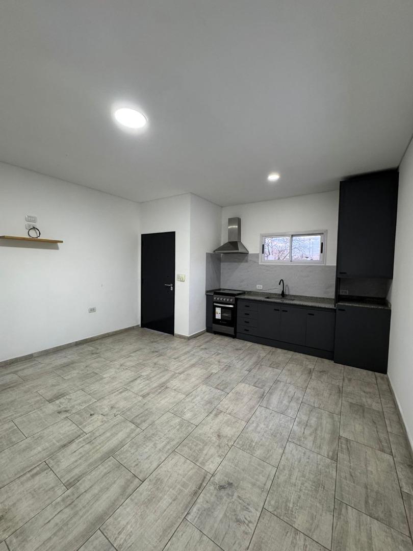 Alfredo Nobel 434 , Piso 1