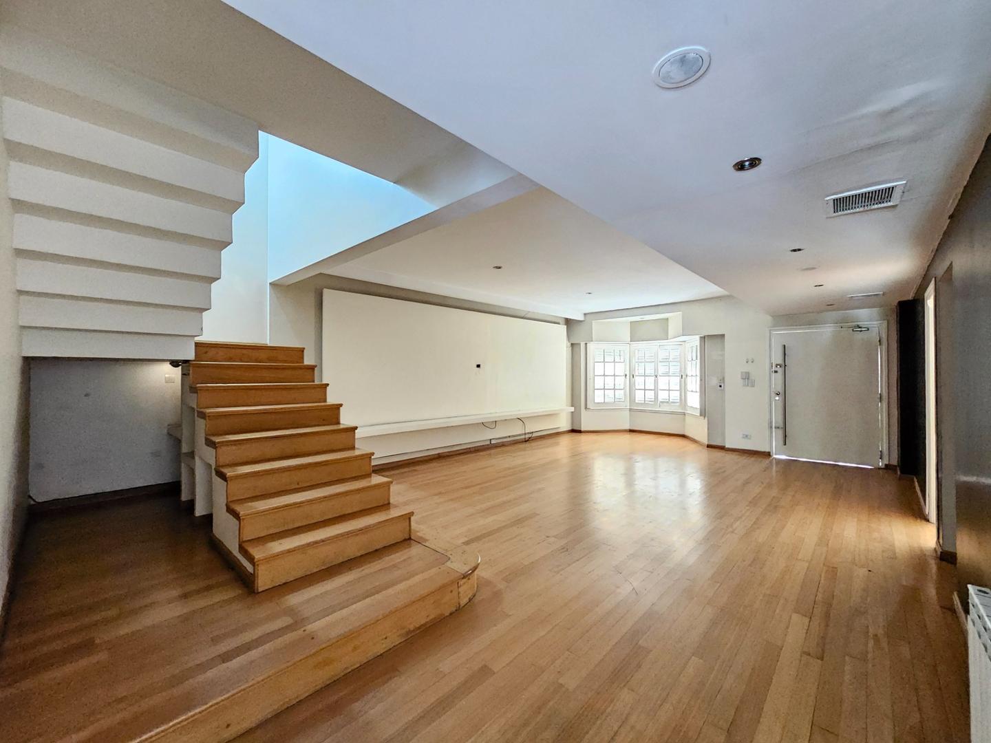 Casa en Alquiler en Ramos Mejia, USD 3.000