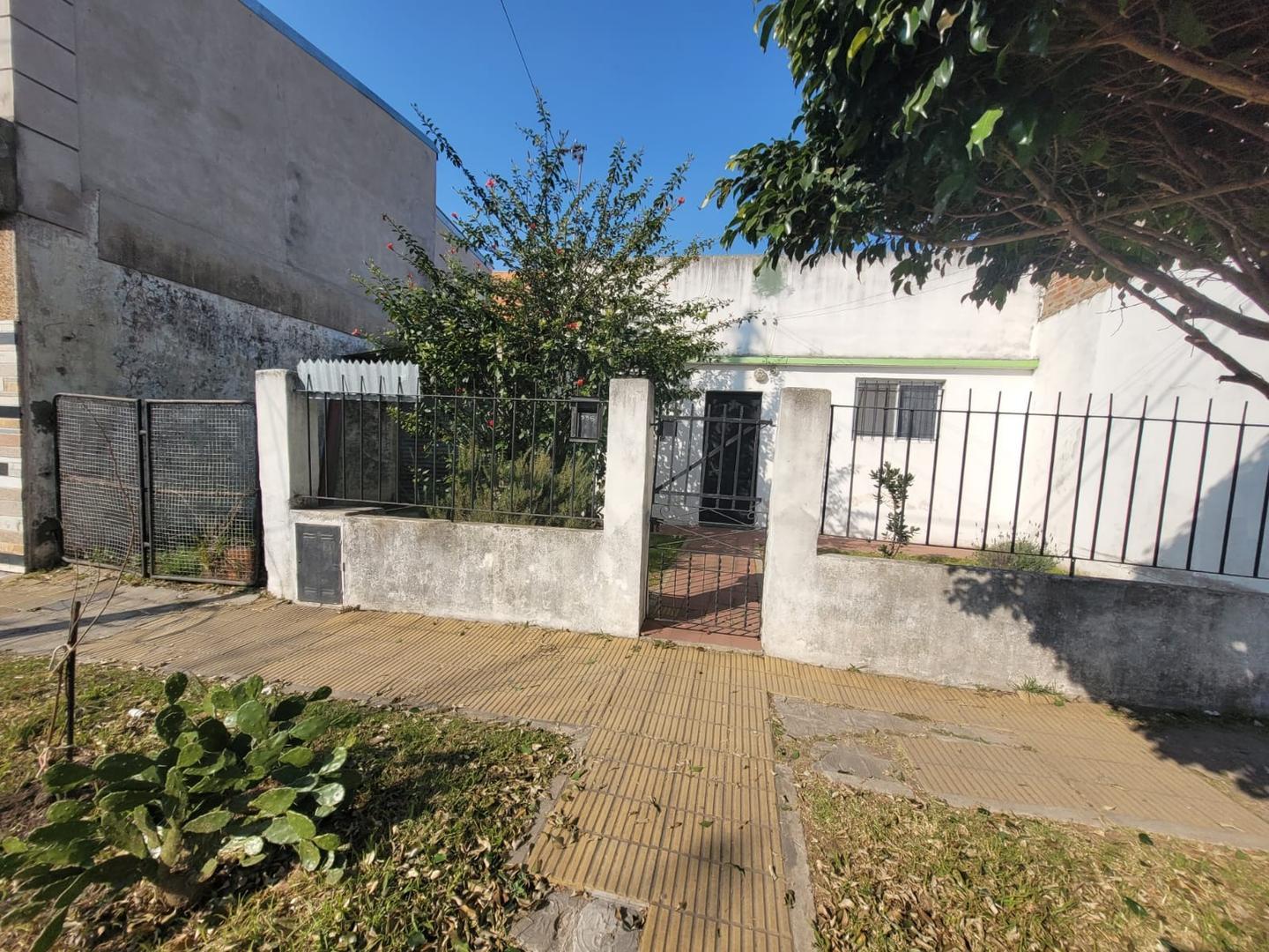 Casa en Venta en Bernal, USD 65.000