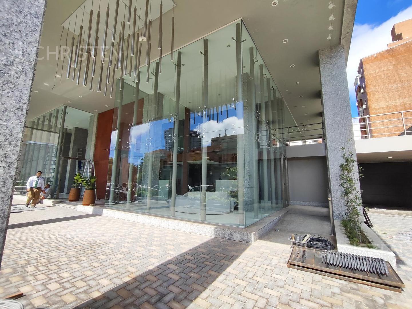 Cochera en venta. PLANTA BAJA EN TORRE FENIX