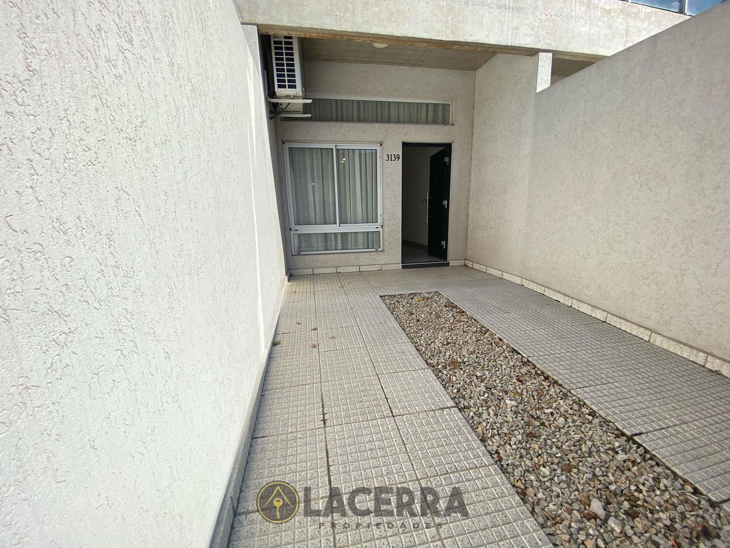 Depto Tipo Casa en Venta de 1 dormitorio