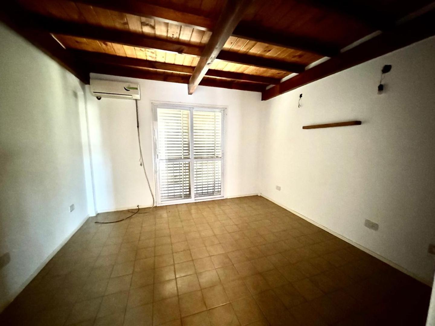 Depto Tipo Casa en Venta al Suroeste