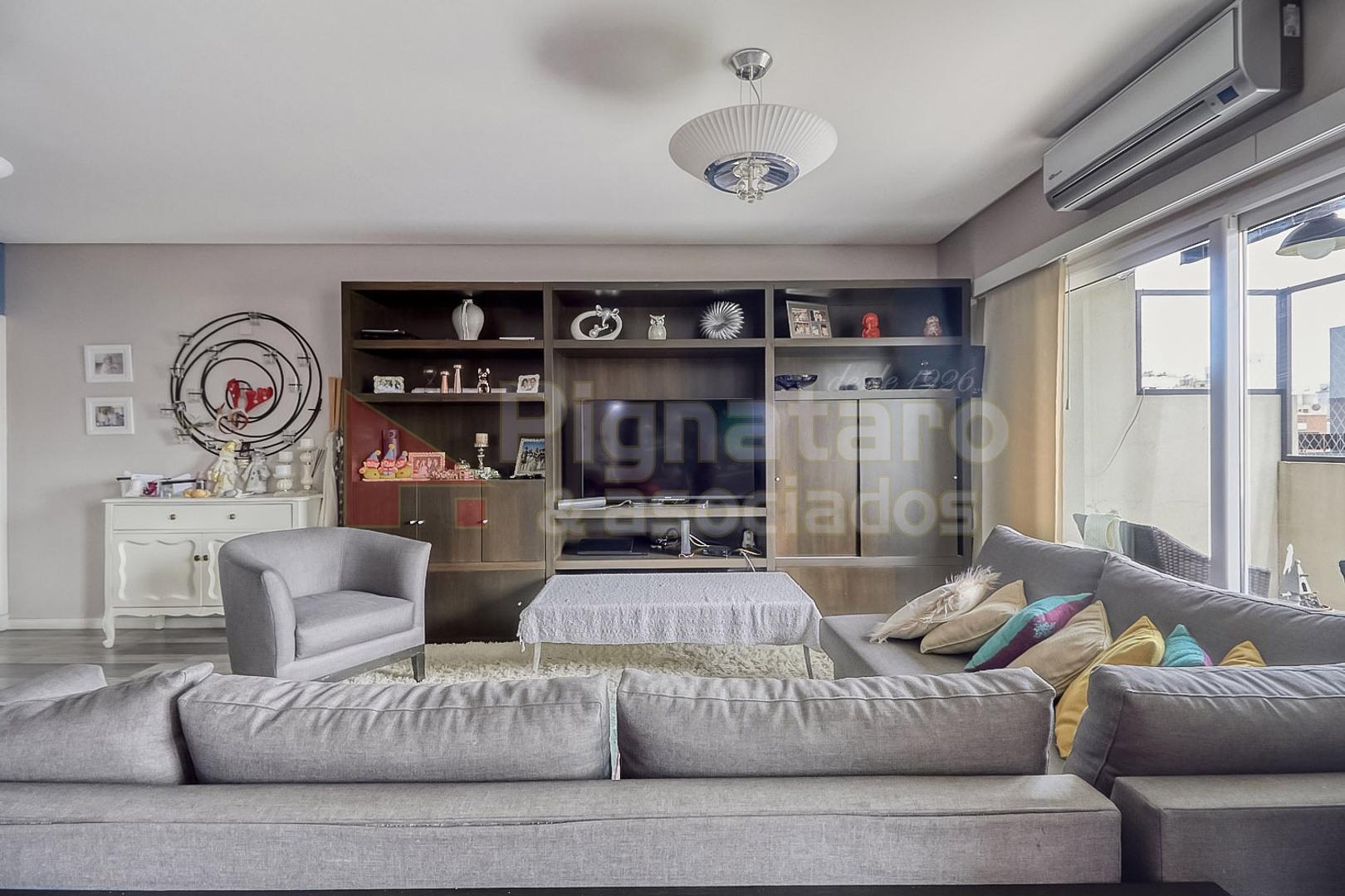 Departamento 6 ambientes con 4 baños