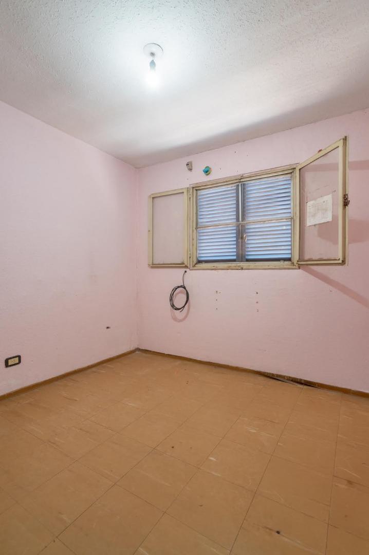 Departamento 5 ambientes con 1 baño