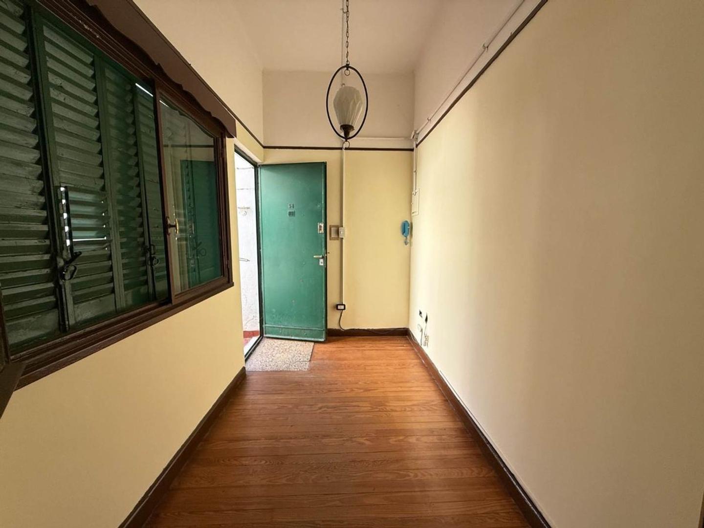 Depto Tipo Casa en Venta de 2 ambientes