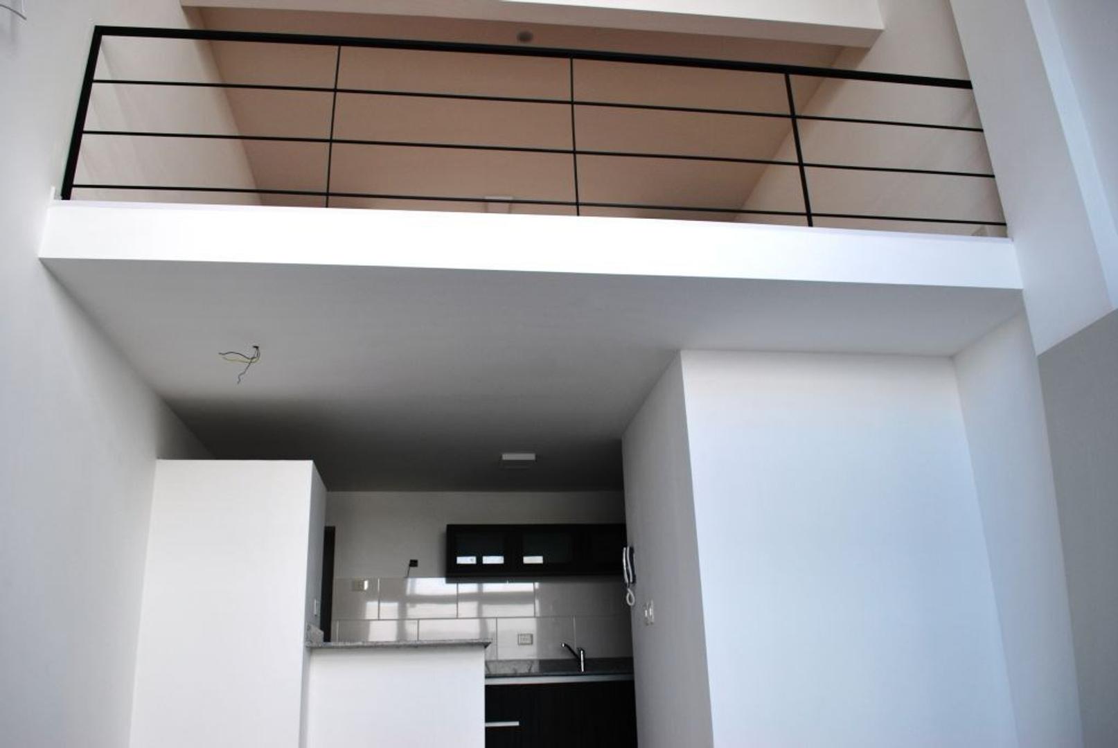 Departamento en Alquiler en Villa Adelina, $ 950.000