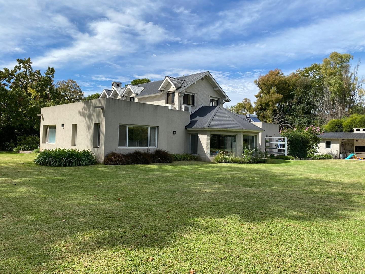 ZONA BALBASTRO - 2250m LOTE PARQUIZADO - 5 DORM