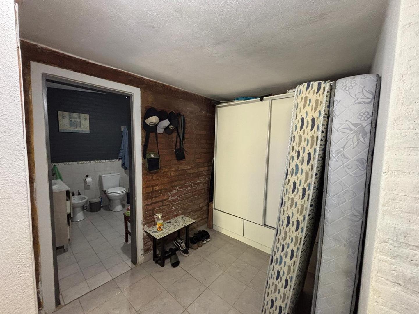 CASA MAS DEPARTAMENTO EN VENTA Bº LOS BOULEVARES