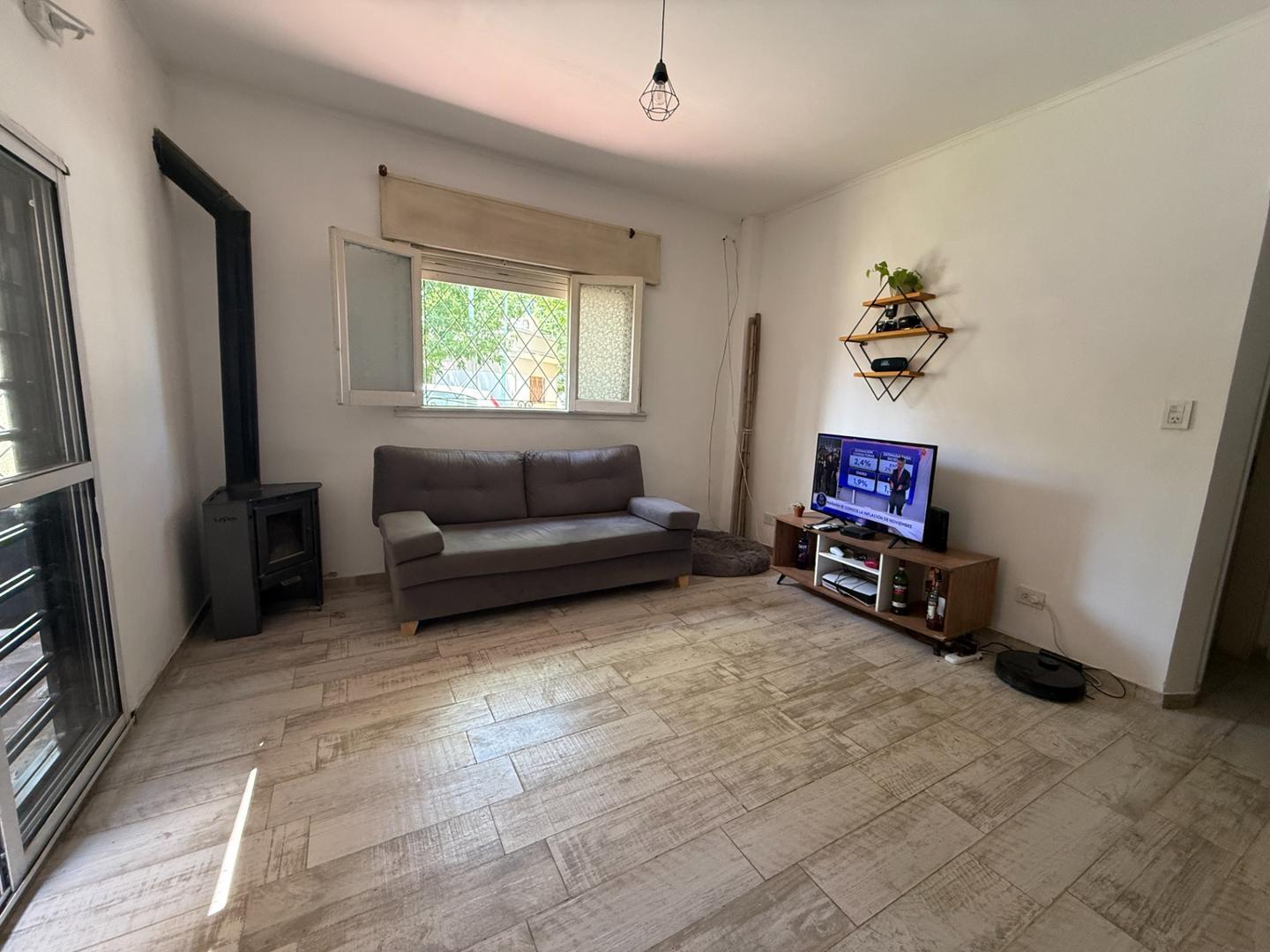 Depto Tipo Casa en Venta en Lomas De Zamora, USD 124.000