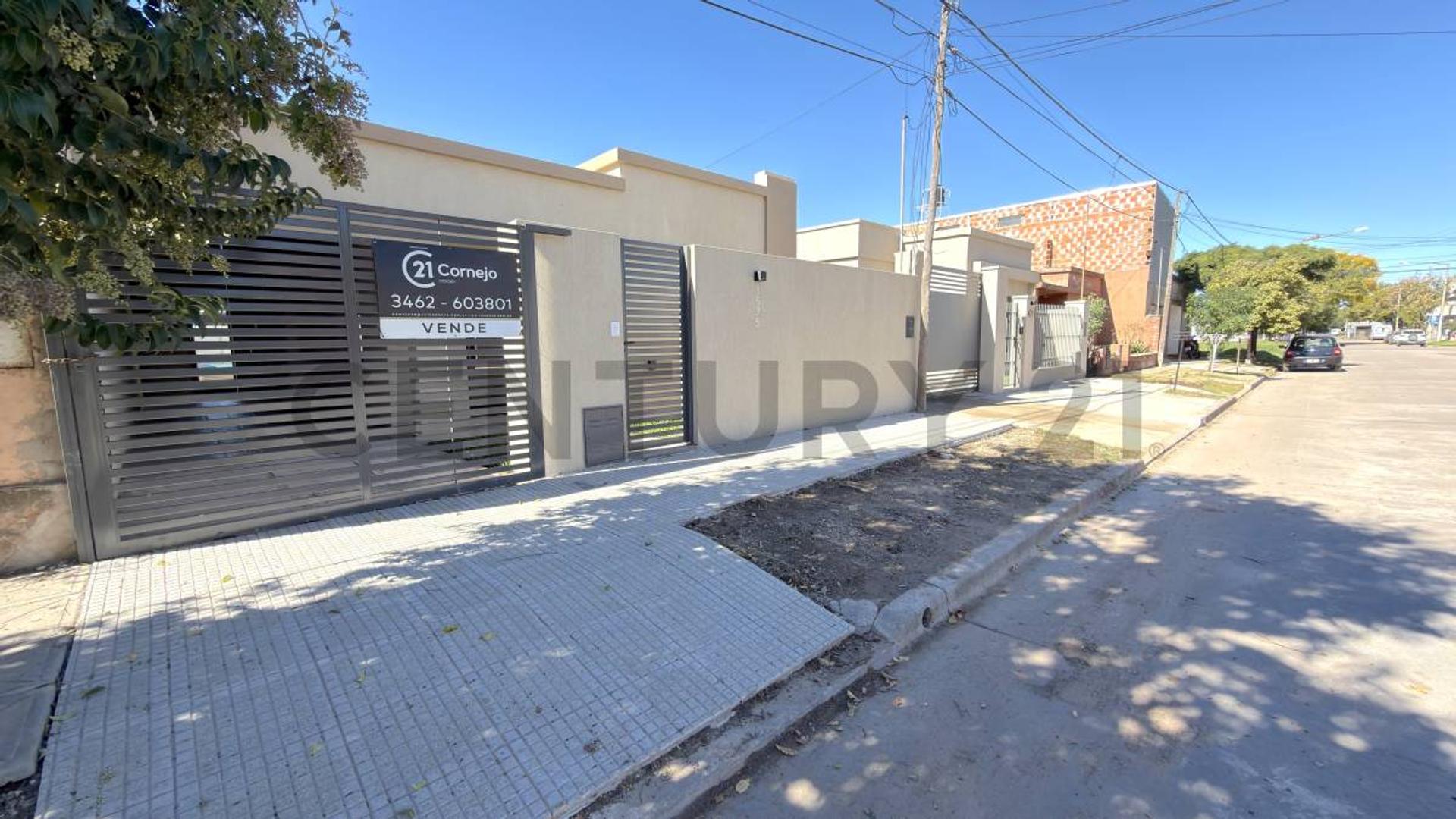 Casa 5 ambientes con 2 baños