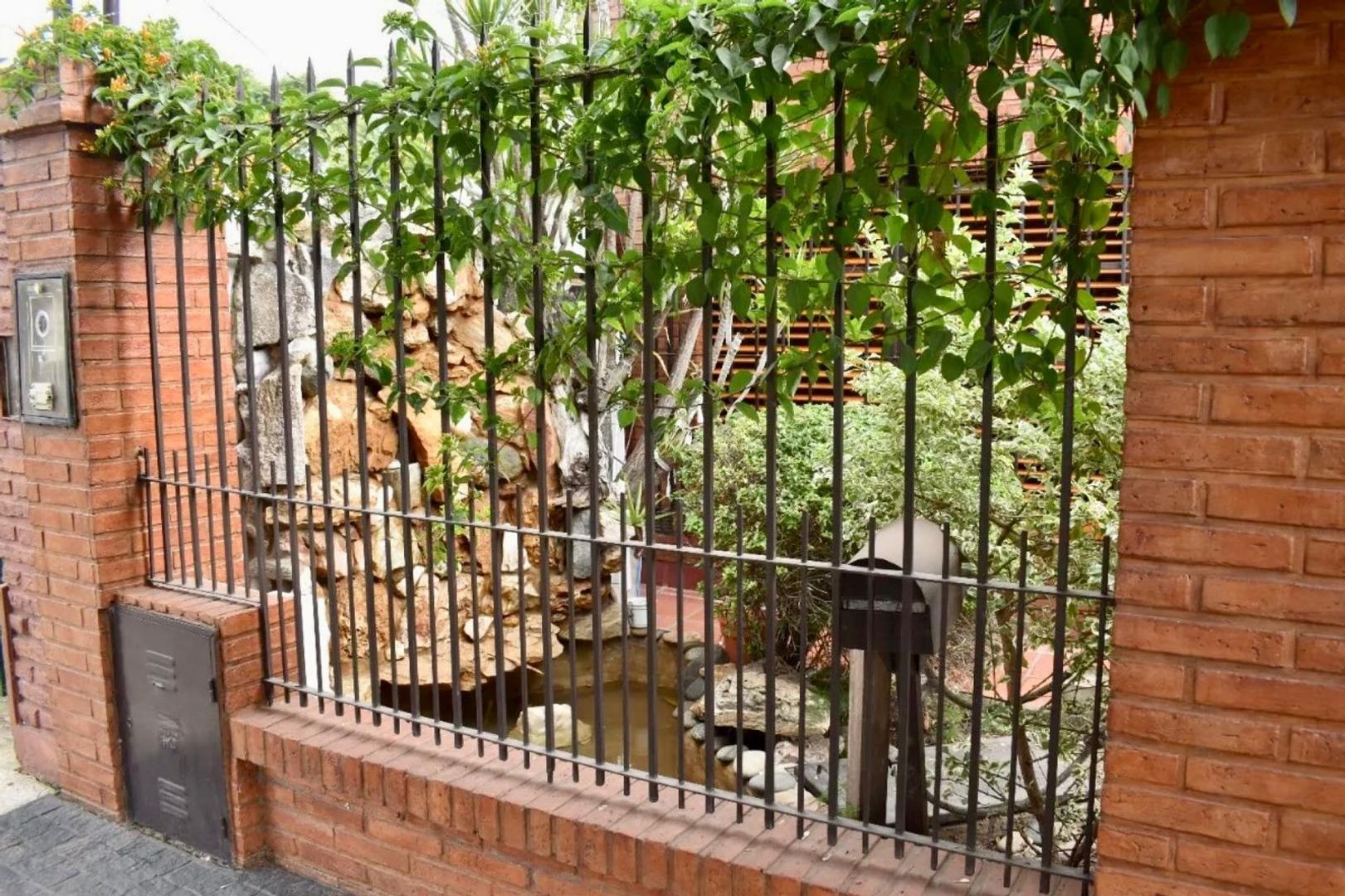 Casa en Venta en Villa Gobernador Udaondo, USD 230.000