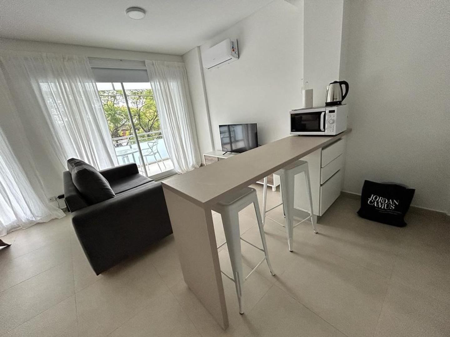 Departamento en Alquiler de Monoambiente