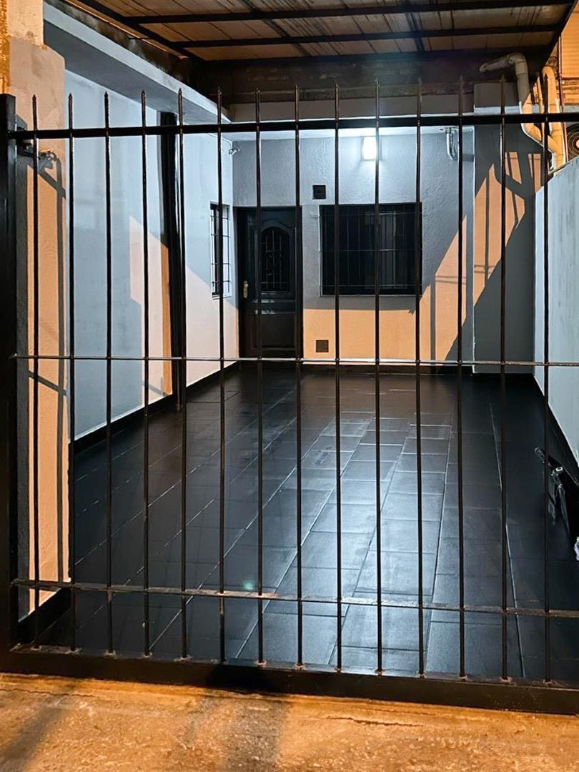 Departamento en Alquiler con 2 cocheras