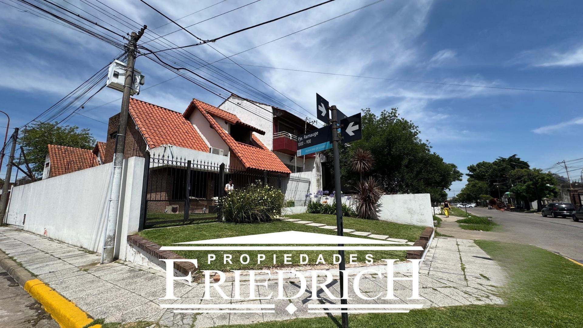 Casa en Venta en Luján