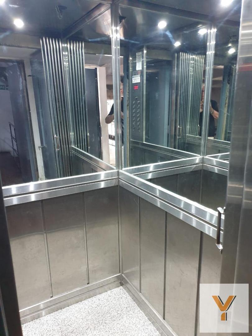 Cochera en venta - 12,42Mts2 - Belgrano