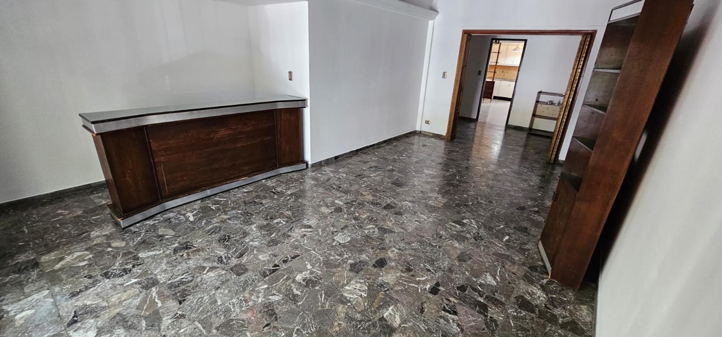 Depto Tipo Casa en Alquiler al Este