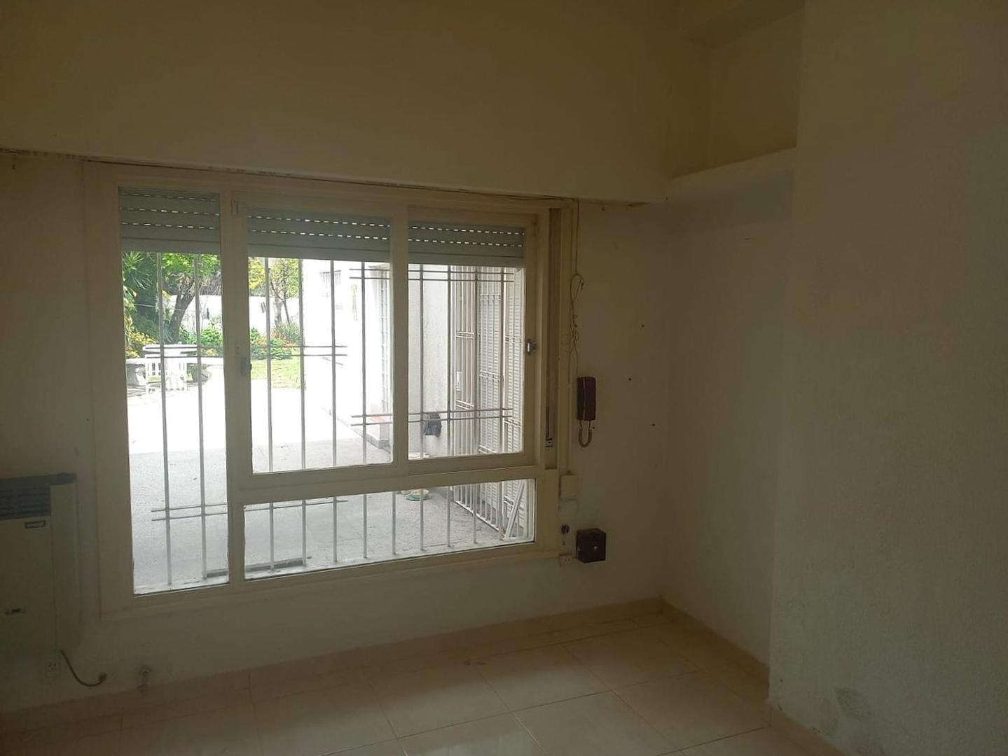 Depto Tipo Casa en Venta en Haedo, USD 160.000