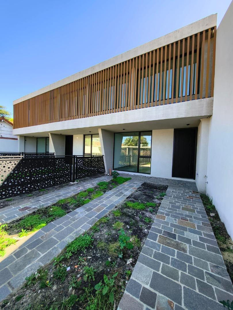 Casa en PH venta Laprida al 300 Ituzaingó Norte