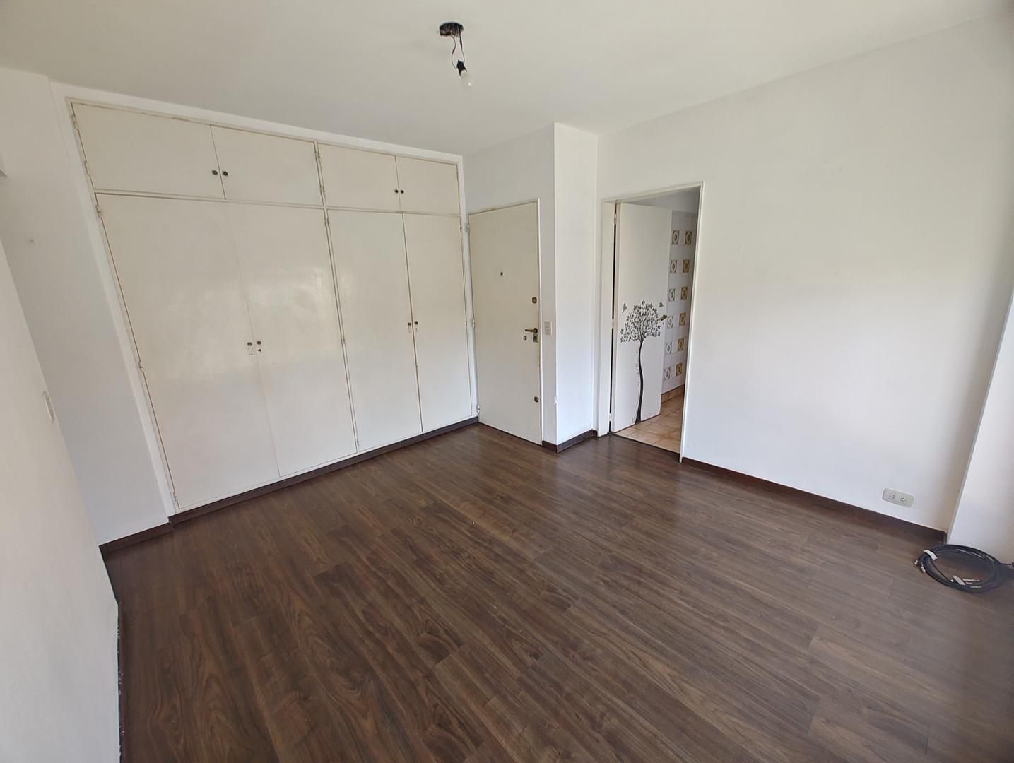 Departamento en Alquiler en Caballito, $ 400.000