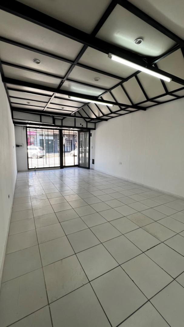 Local en Venta en San Antonio De Padua, USD 150.000