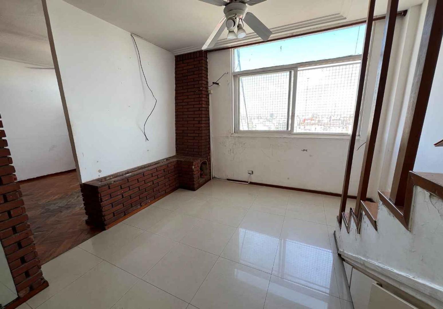 Departamento en dúplex 3 ambientes en Congreso