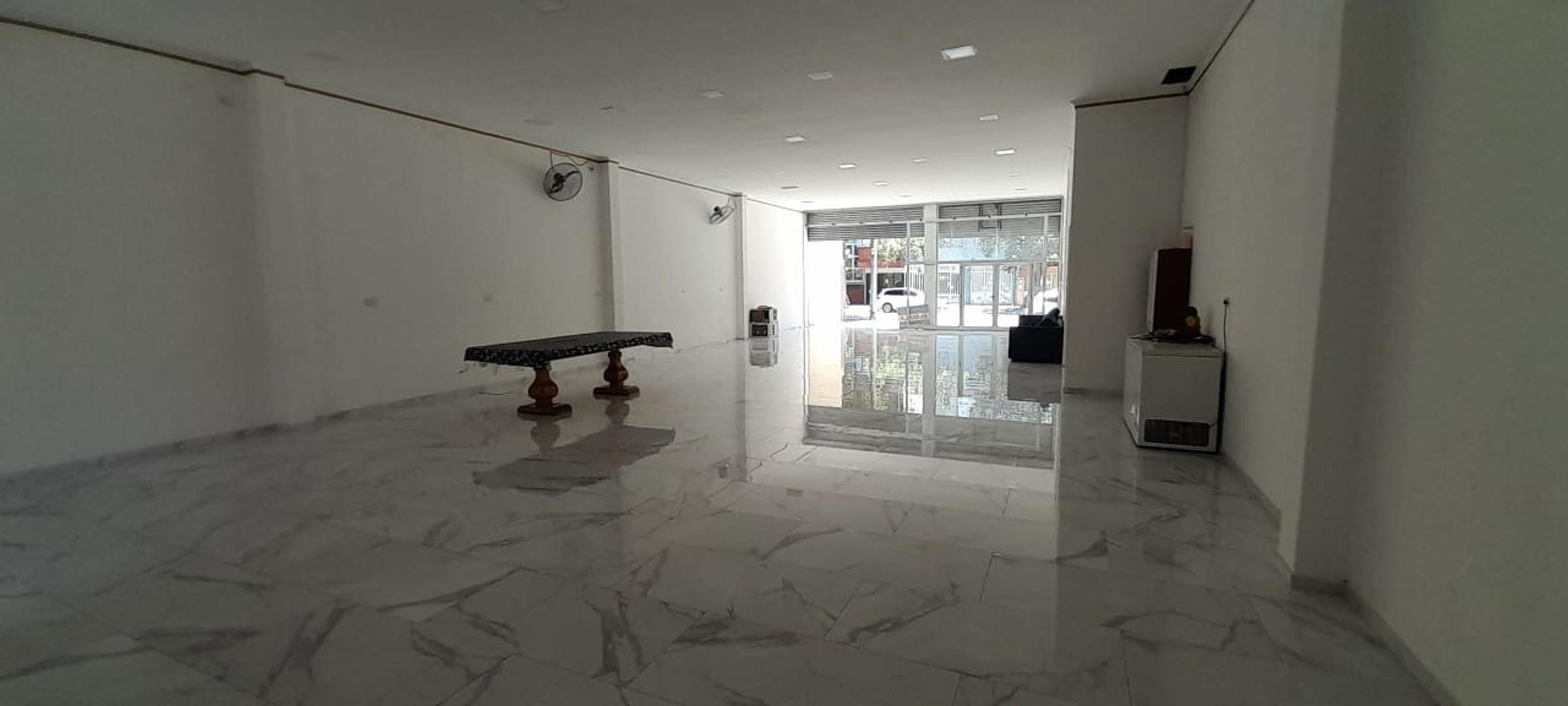 Mendoza 487. Local Comercial