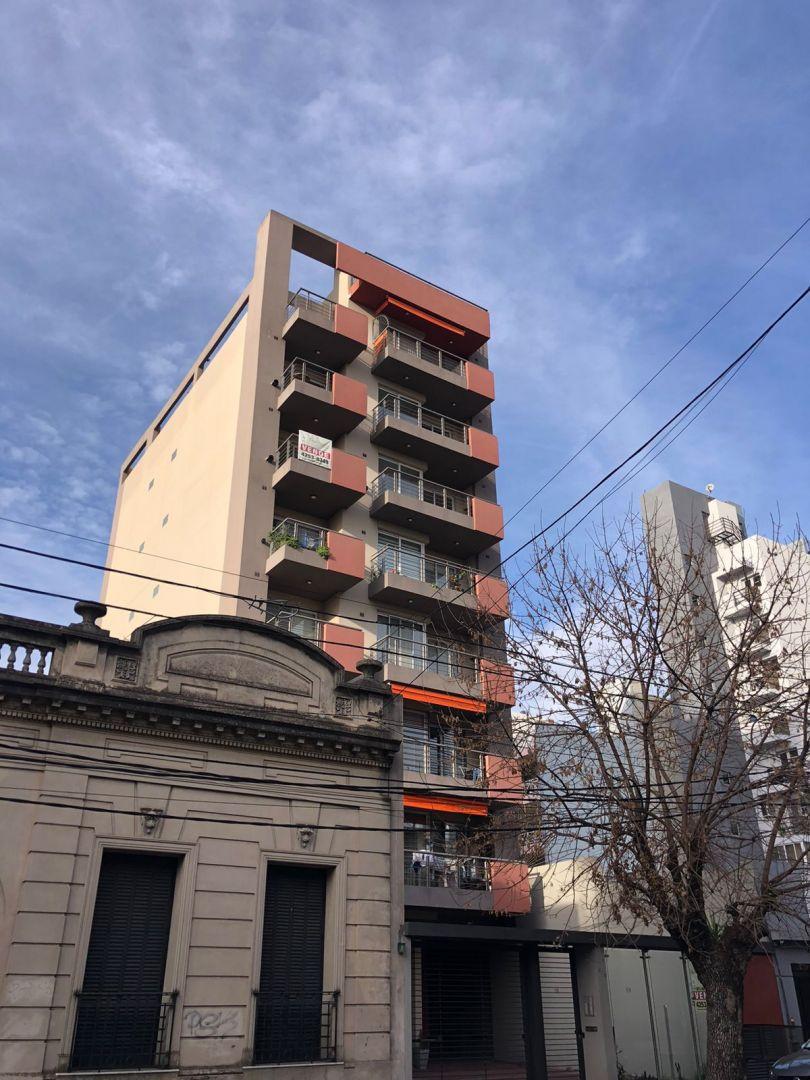 Departamento - Alquiler - Argentina, Quilmes - San Martin 300