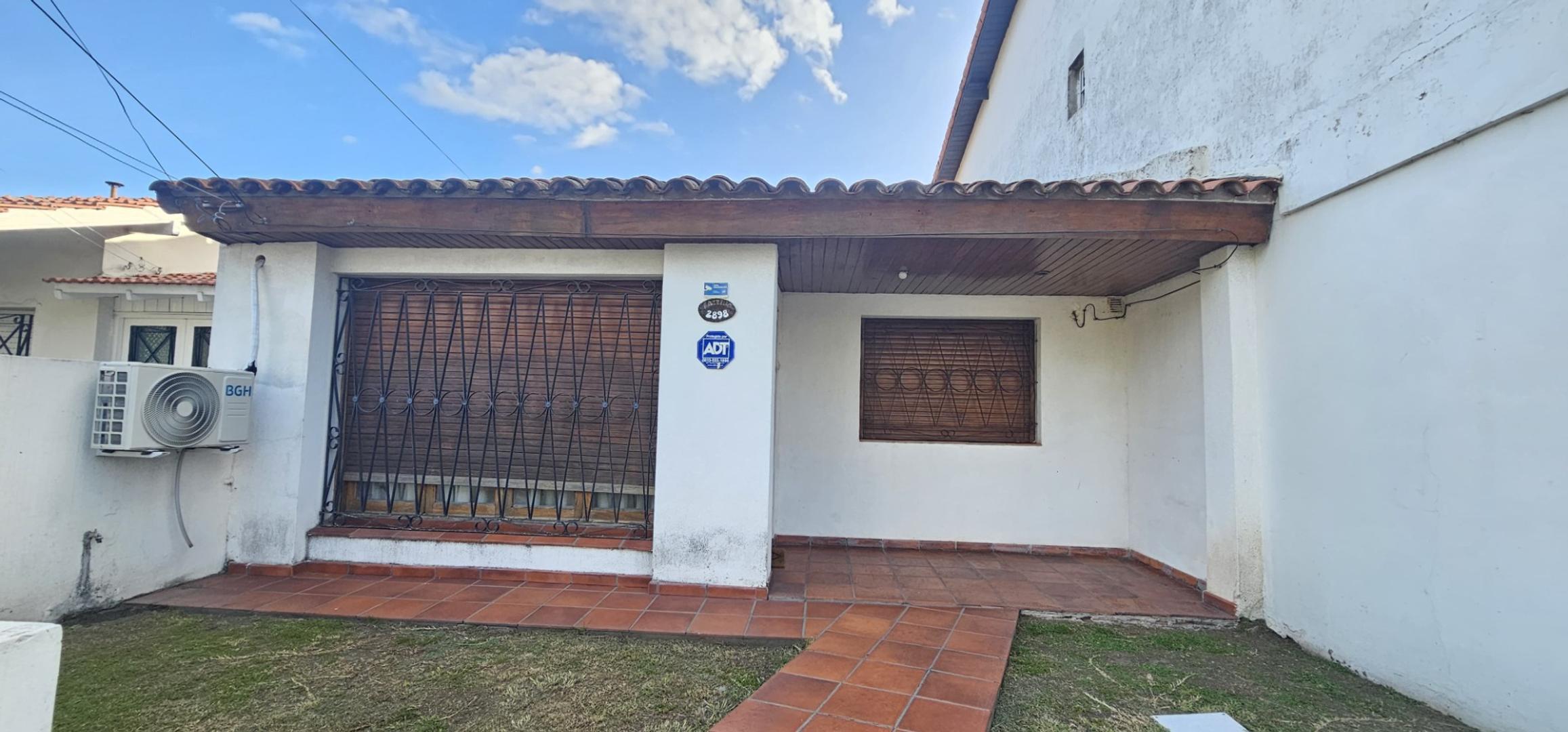 Casa en venta Ituzaingó norte.