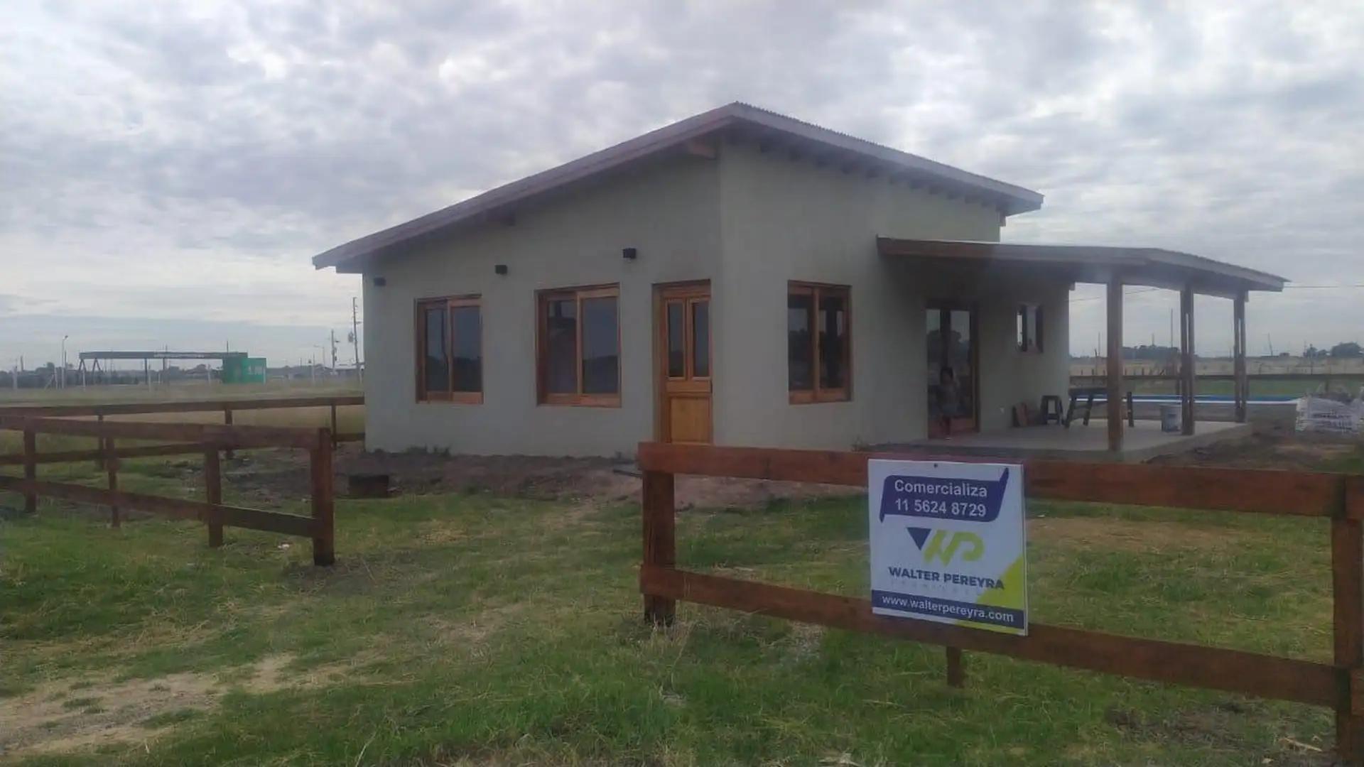 VENTA CASA QUINTA BARRIO "ARROYOS DE SAN VICENTE"