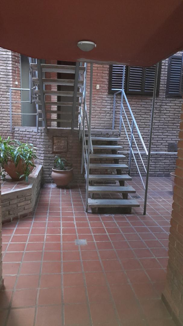 Mendoza 334 , Piso 1°