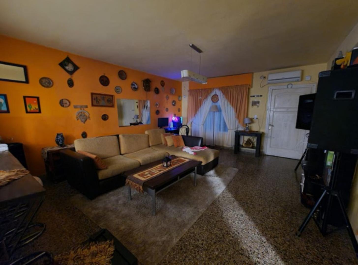 Depto Tipo Casa 3 ambientes con 1 baño