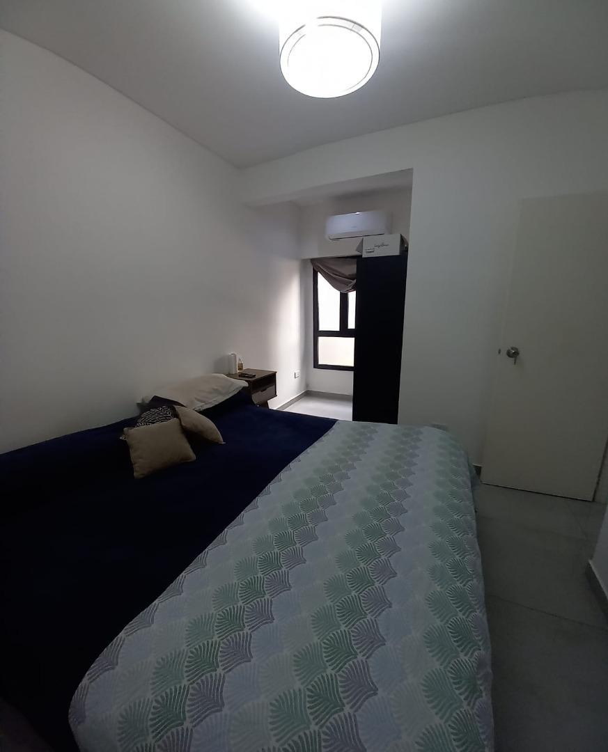 Venta de Departamento de 3 Ambientes con Patio en Wilde