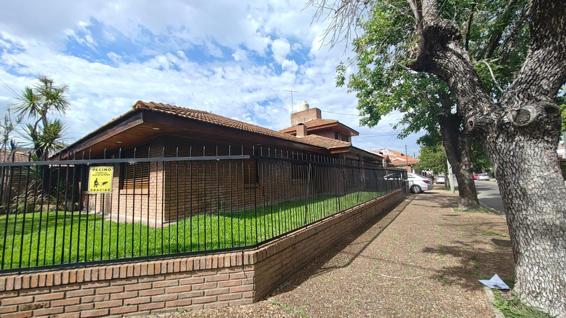 Casa en Alquiler en Martinez Santa Fe / Fleming, $ 2.500.000