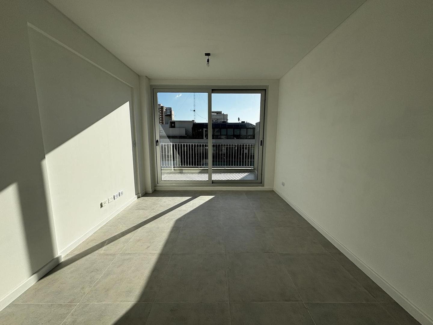 Departamento de 2 ambientes en alquiler, con balcón aterrazado A ESTRENAR