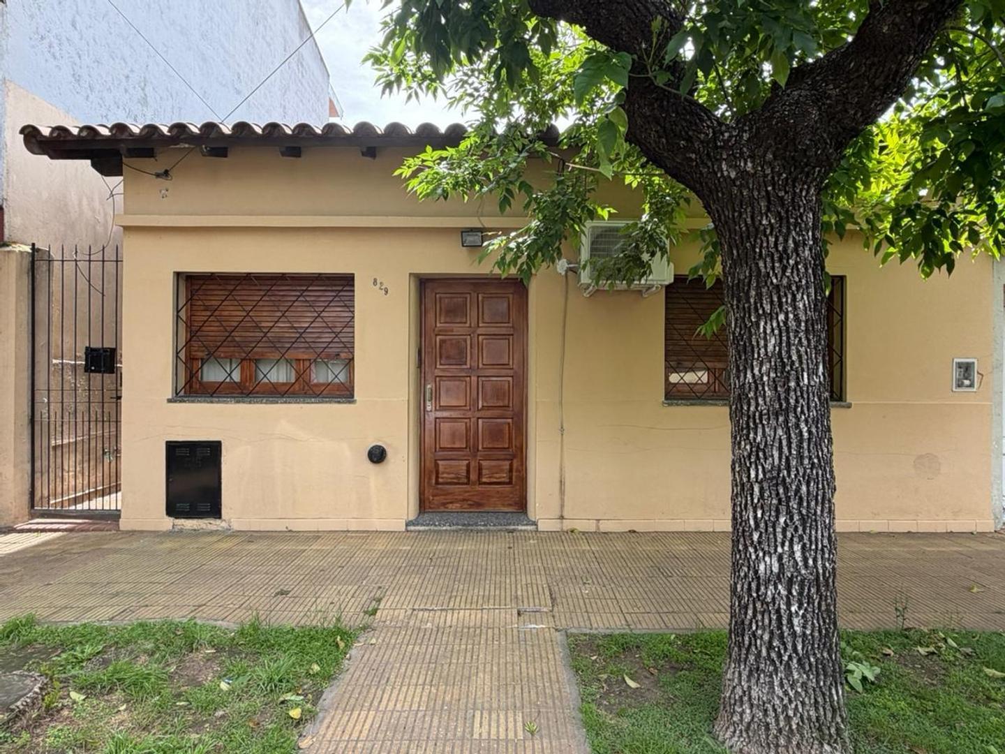 VENTA CHALET 3 AMB MERLO CENTRO