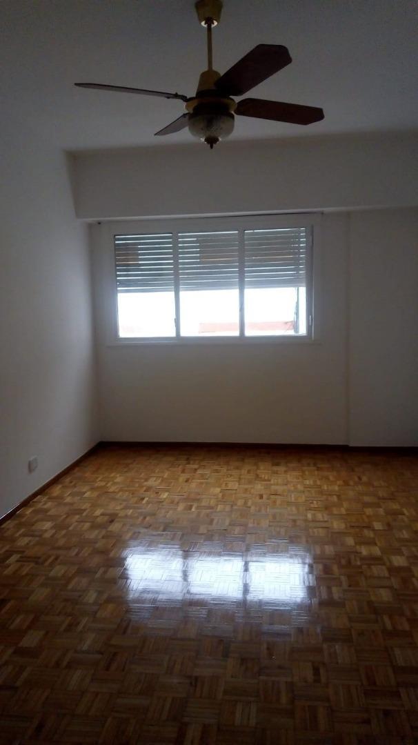 ALQUILER LUMINOSO DOS AMBIENTES