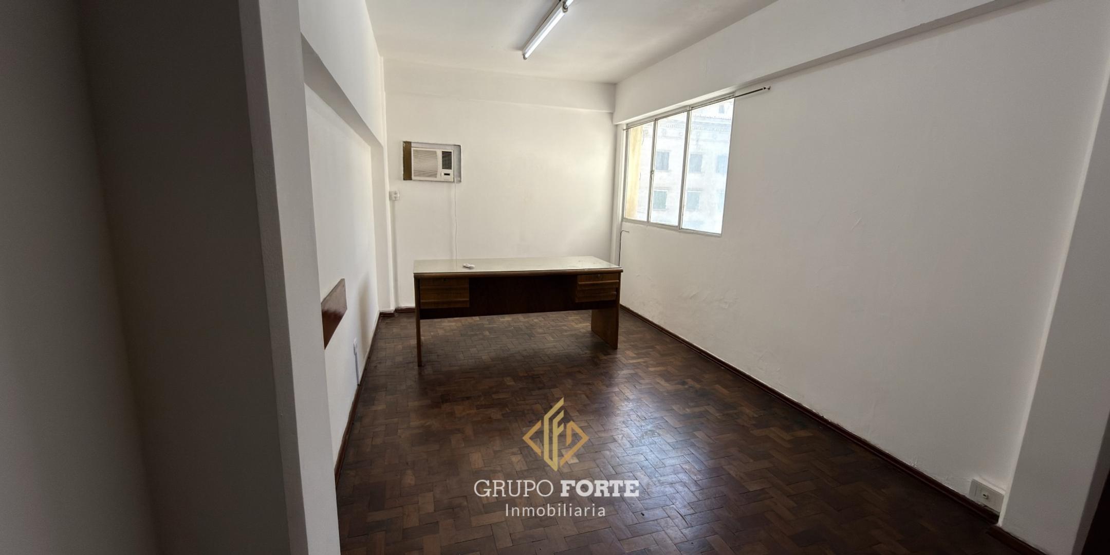 Dean Funes 381 , Piso 2