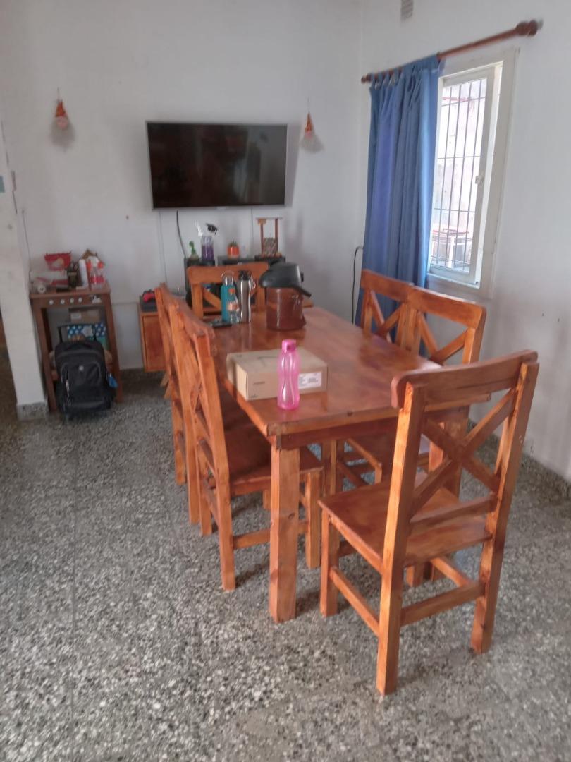 Casa 3 ambientes con 1 baño