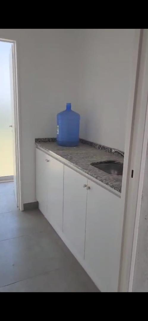 Av. La Voz Del Interior 8500, Piso 3